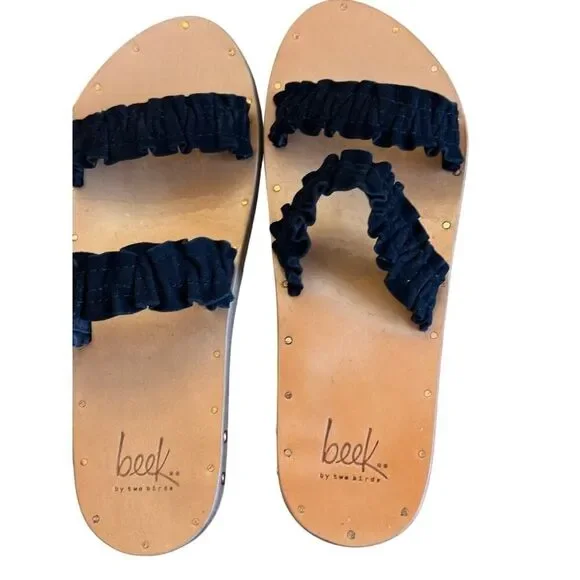 "BEEK Handmade Leather Sandals Size 6 Black Ruffled Straps Floor Sample NWOT" - Picture 7 of 7